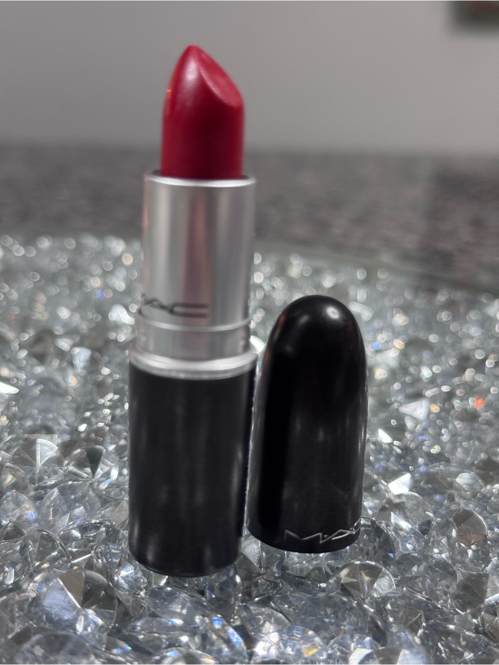 MAC Cosmetics Lipstick - Ruby WOO retro matte NEW